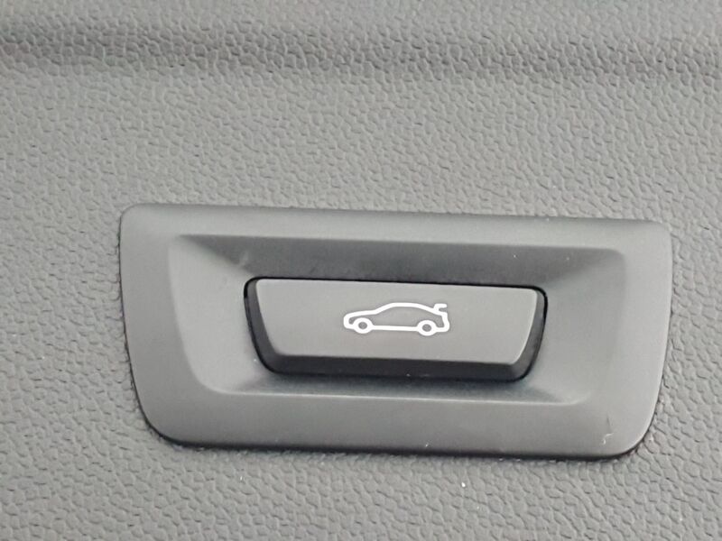 More views of BMW IX