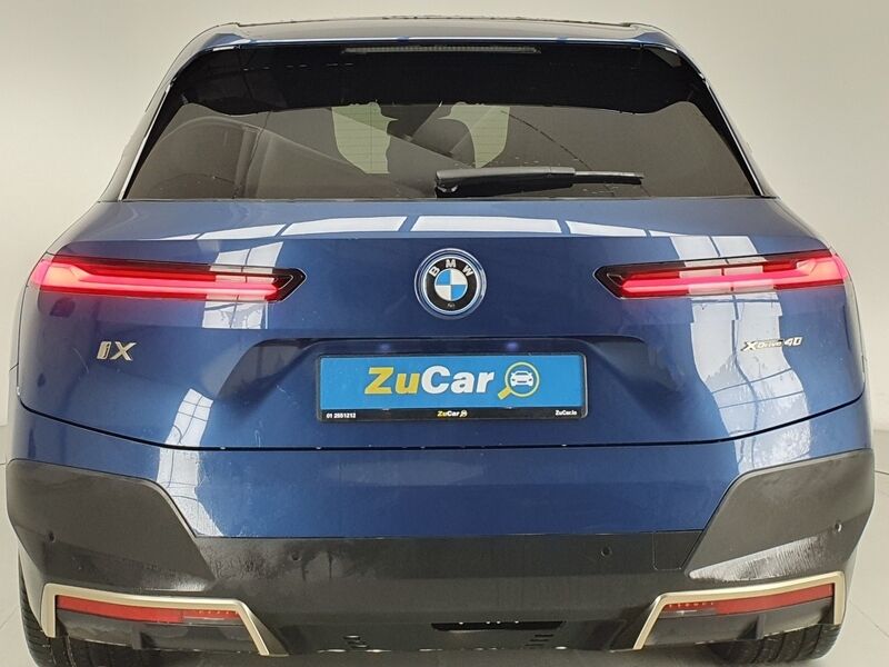 More views of BMW IX