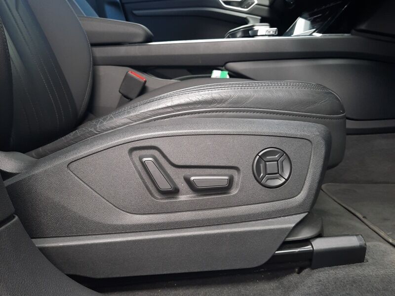 More views of Audi E-Tron