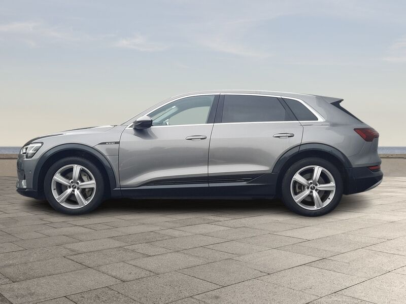 More views of Audi E-Tron
