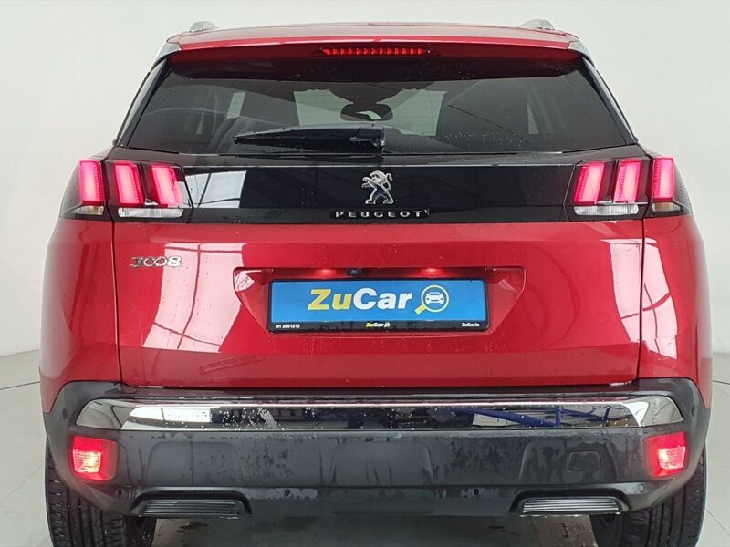 More views of Peugeot 3008