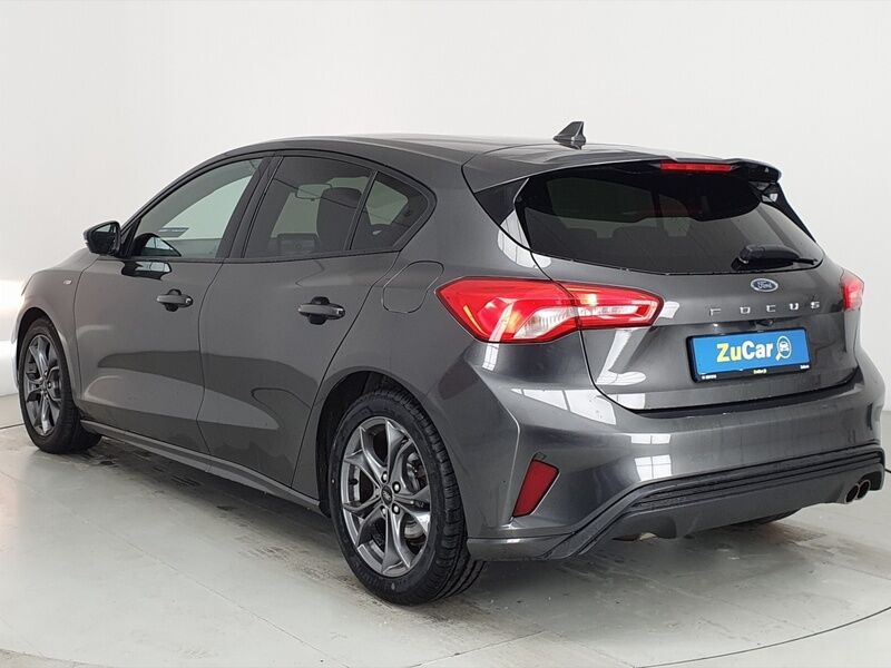 More views of Ford Focus
