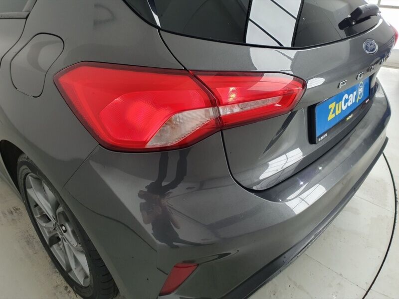 More views of Ford Focus
