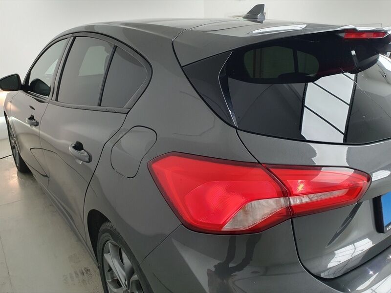 More views of Ford Focus