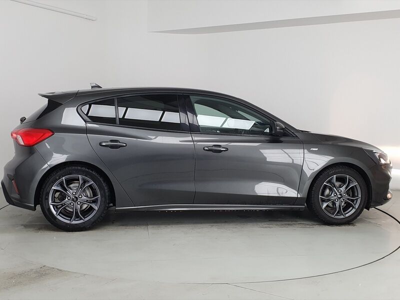More views of Ford Focus