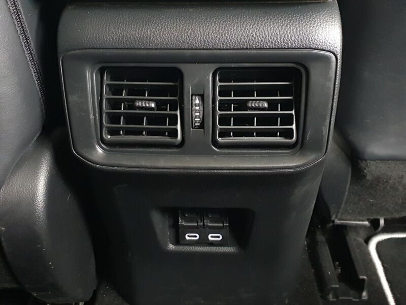 More views of Toyota Rav4