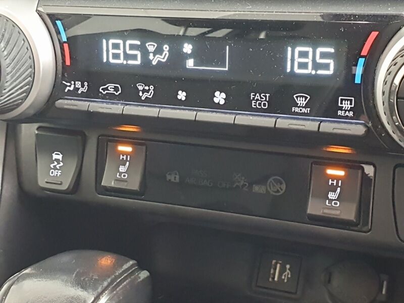 More views of Toyota Rav4