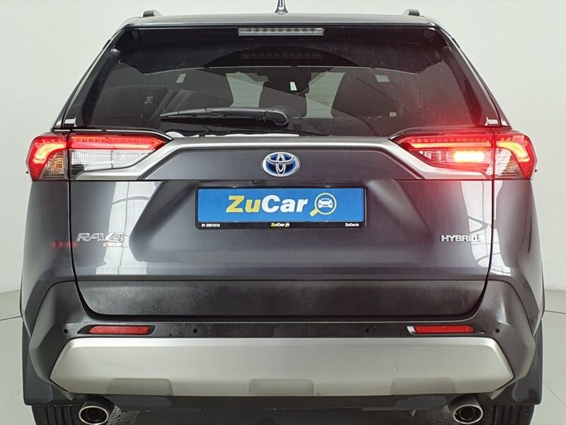 More views of Toyota Rav4