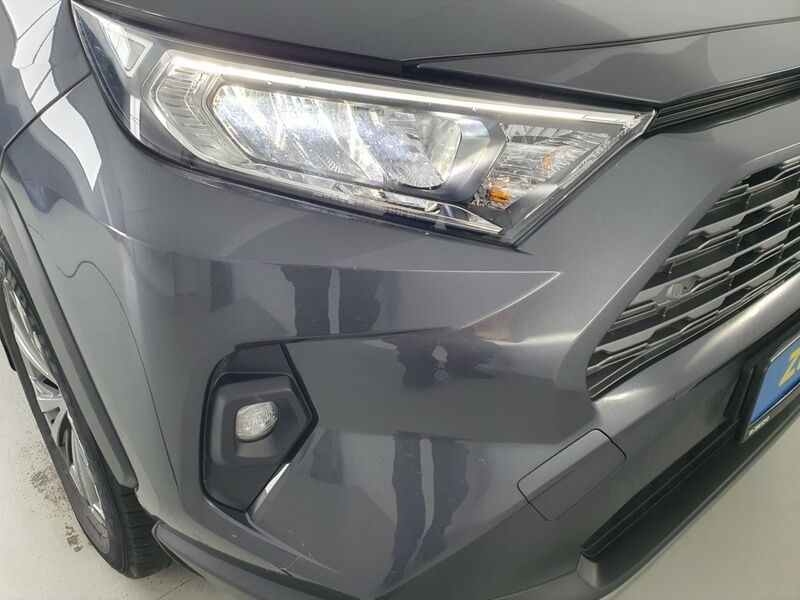 More views of Toyota Rav4