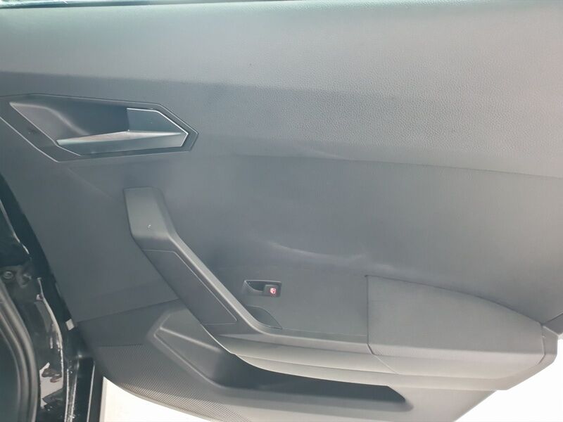 More views of SEAT Arona