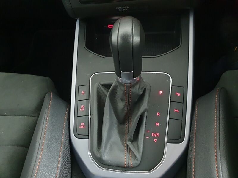 More views of SEAT Arona