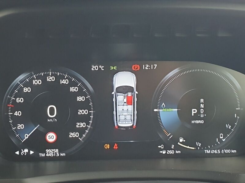 More views of Volvo XC90