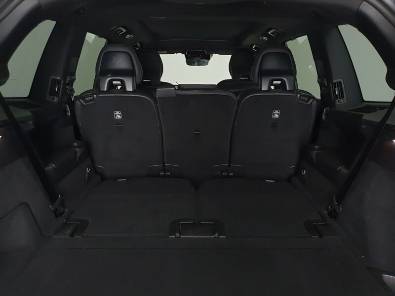 More views of Volvo XC90