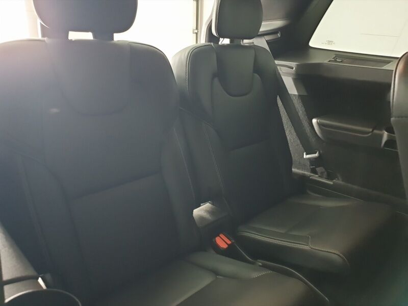 More views of Volvo XC90