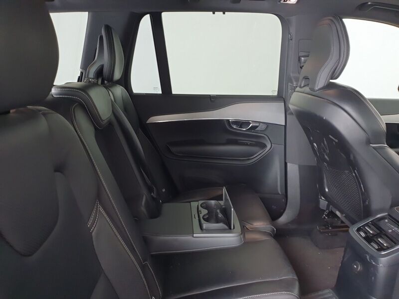More views of Volvo XC90