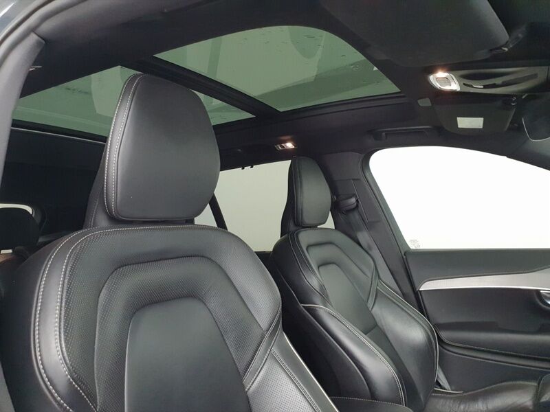 More views of Volvo XC90