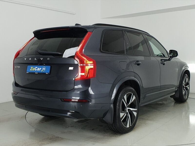 More views of Volvo XC90