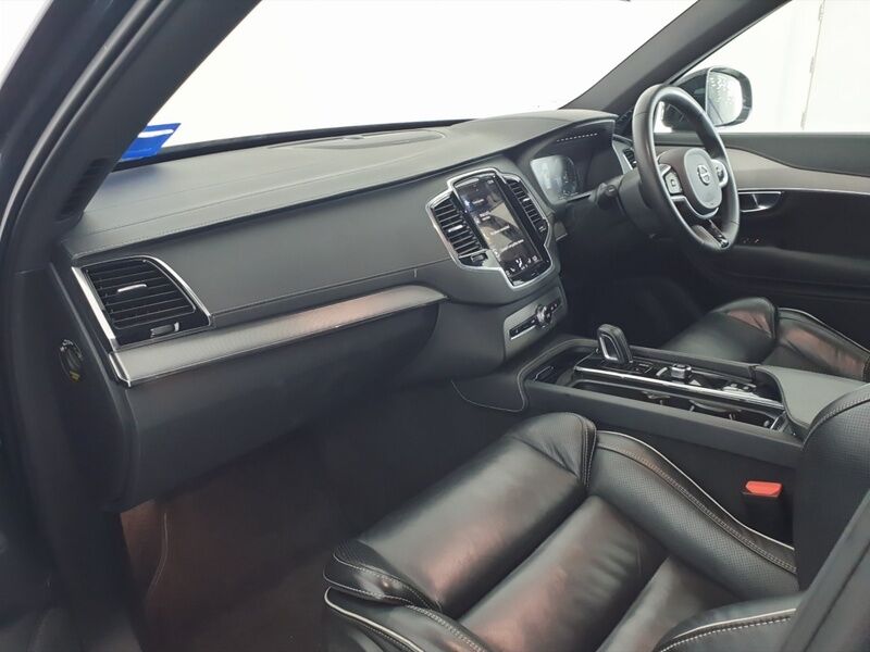 More views of Volvo XC90