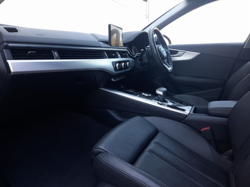 More views of Audi A4