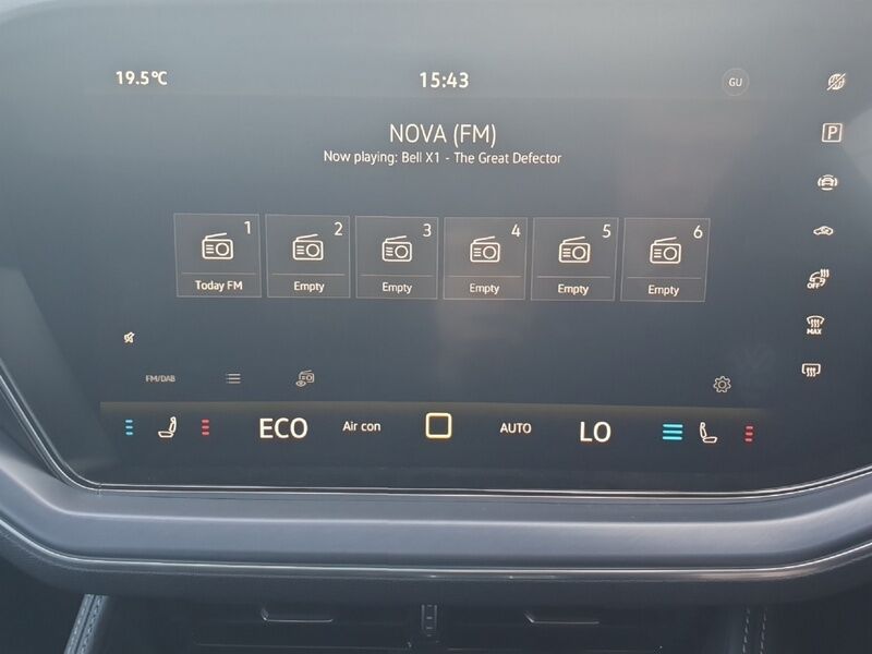 More views of Volkswagen Touareg