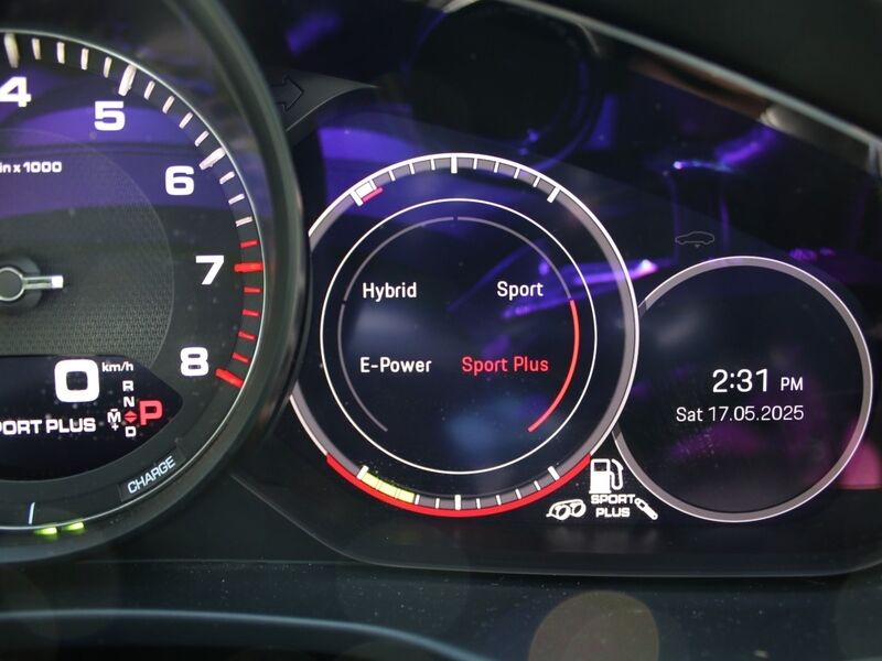 More views of Porsche Panamera