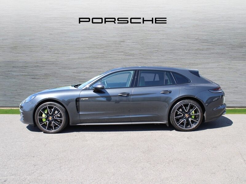 More views of Porsche Panamera
