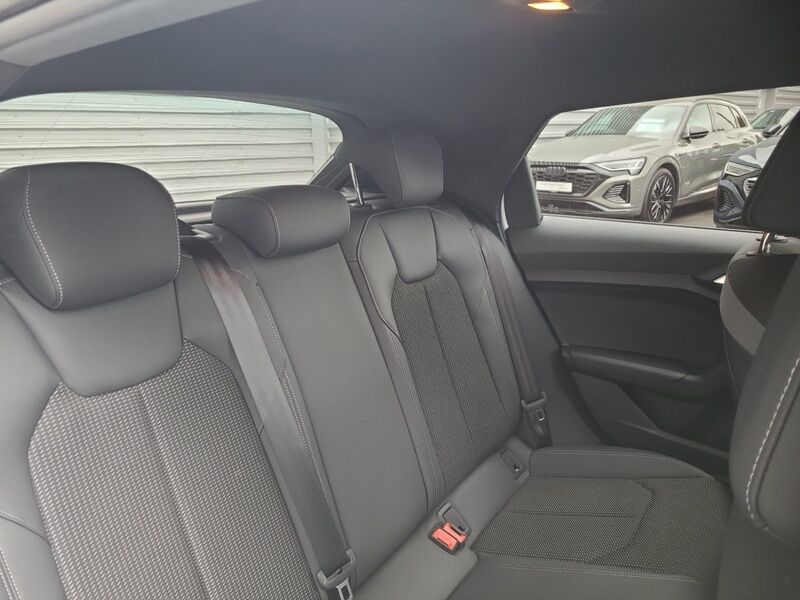 More views of Audi A1