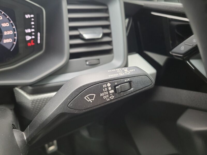 More views of Audi A1