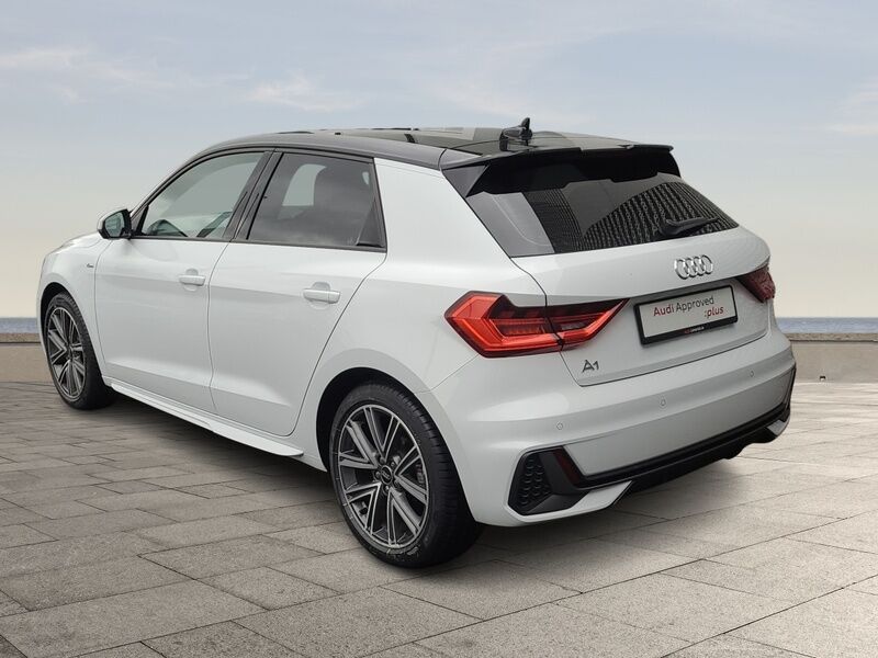 More views of Audi A1