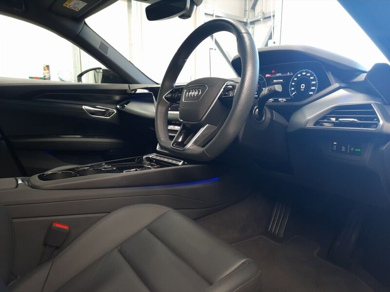 More views of Audi e-tron GT quattro
