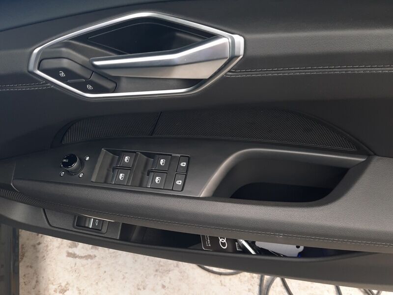 More views of Audi e-tron GT quattro