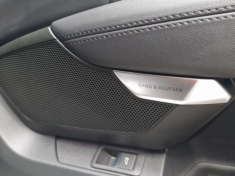 More views of Audi e-tron GT quattro