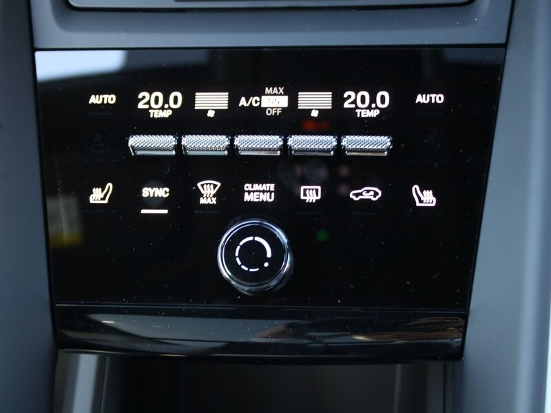 More views of Porsche Macan