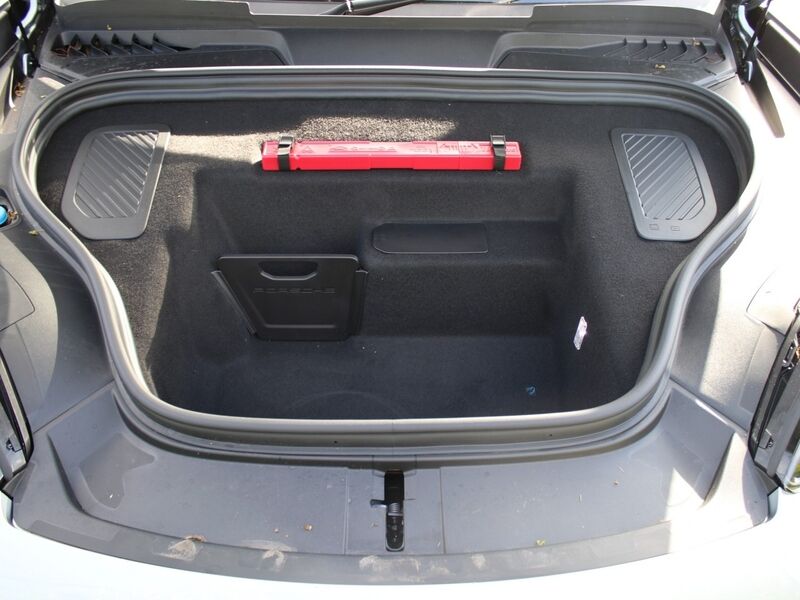 More views of Porsche Macan