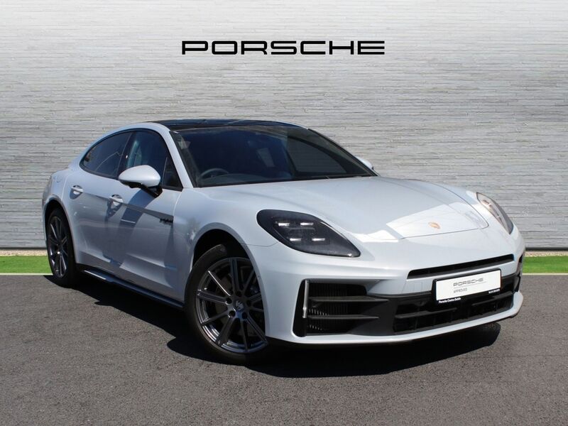 More views of Porsche Panamera