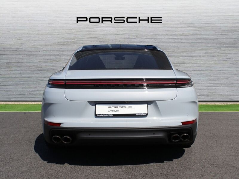 More views of Porsche Panamera