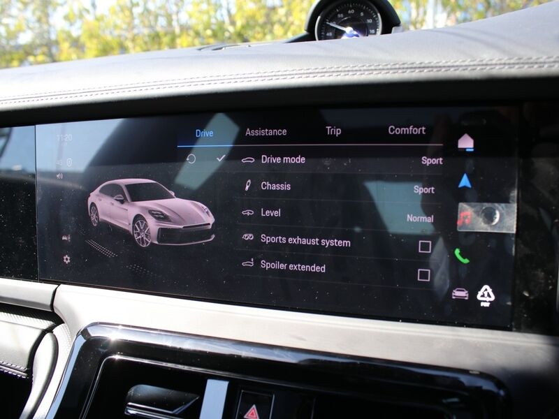 More views of Porsche Panamera