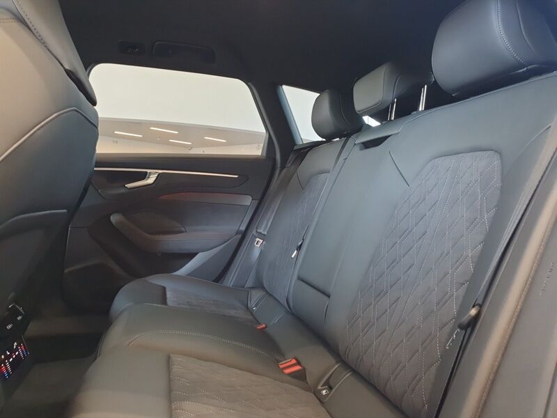 More views of Audi A6 Avant