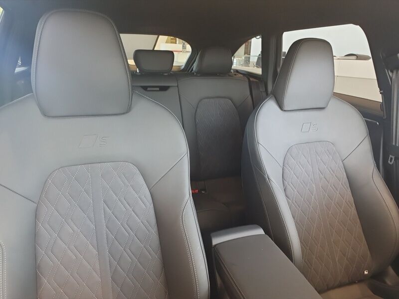 More views of Audi A6 Avant