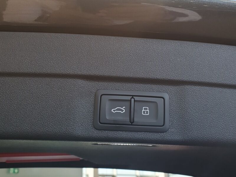 More views of Audi A6 Avant