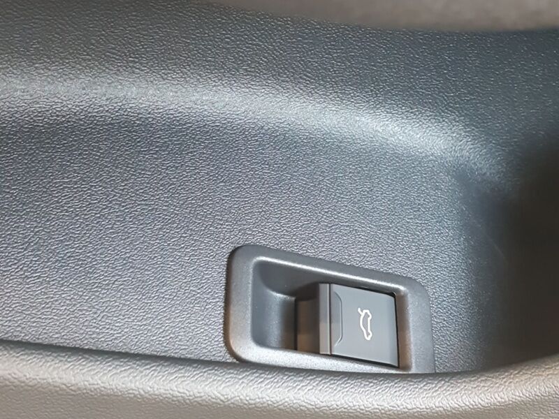 More views of Audi A6 Avant