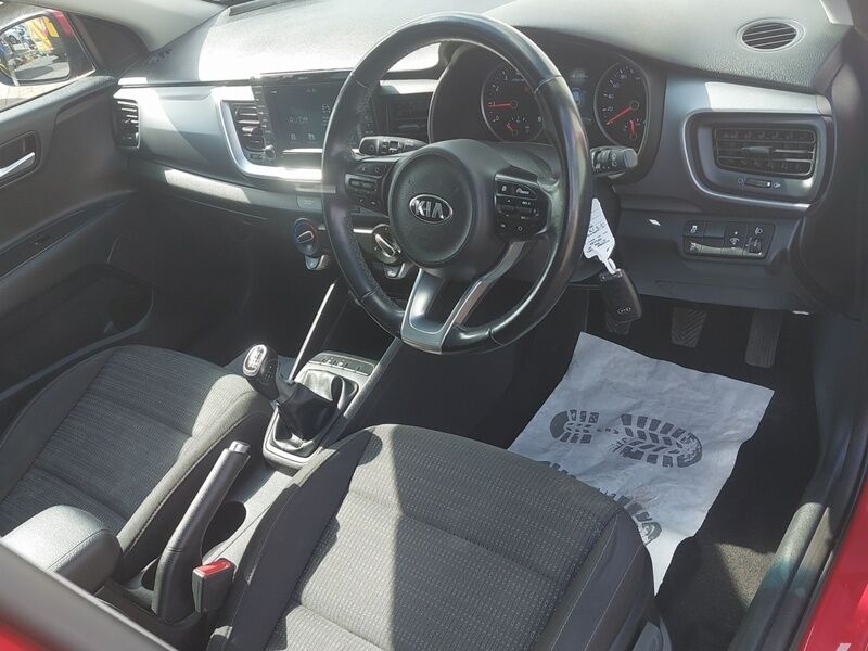 More views of Kia Stonic