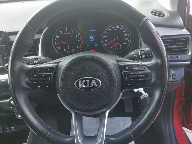 More views of Kia Stonic