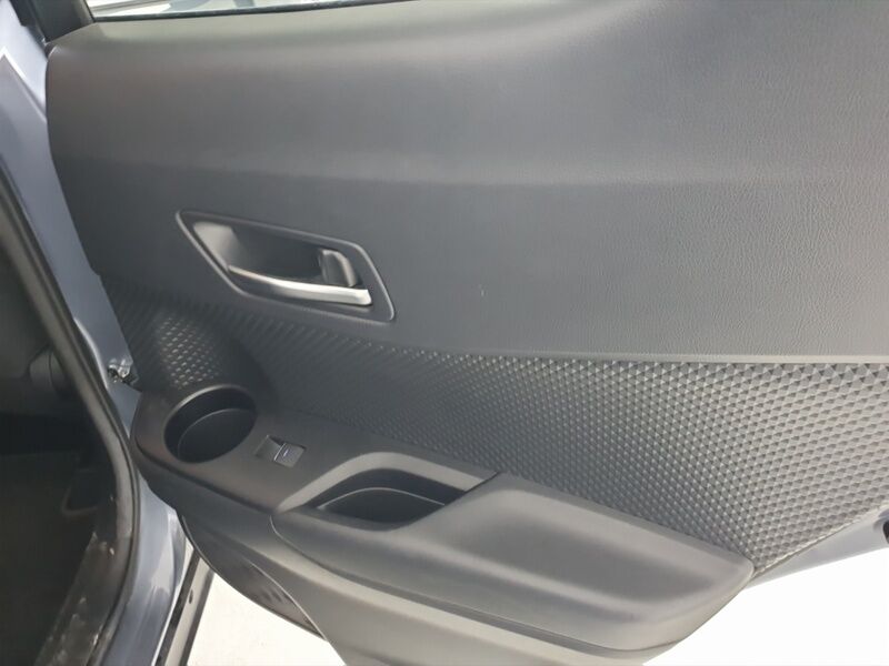 More views of Toyota C-HR