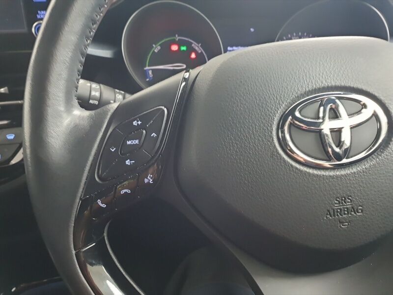 More views of Toyota C-HR