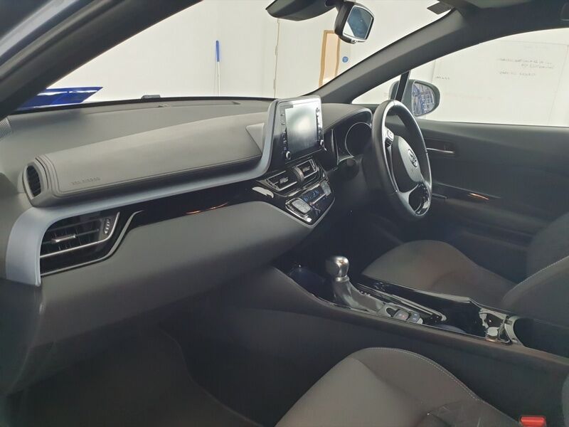 More views of Toyota C-HR