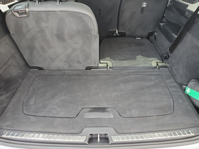 More views of Volvo XC90