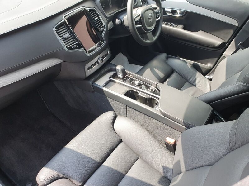 More views of Volvo XC90