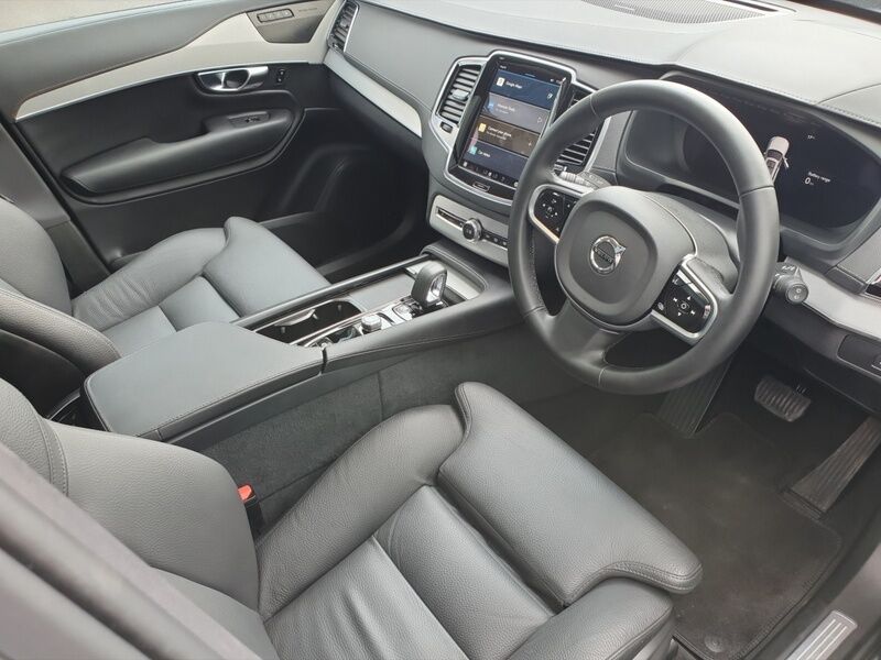 More views of Volvo XC90