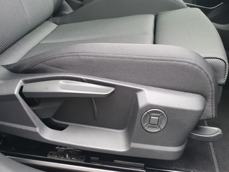 More views of Audi Q4 E-tron